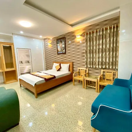 Hoang Quan Hotel